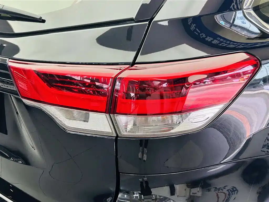 Toyota Highlander 2018 2.0T 4WD Elite 7-seater (China V) фото 12