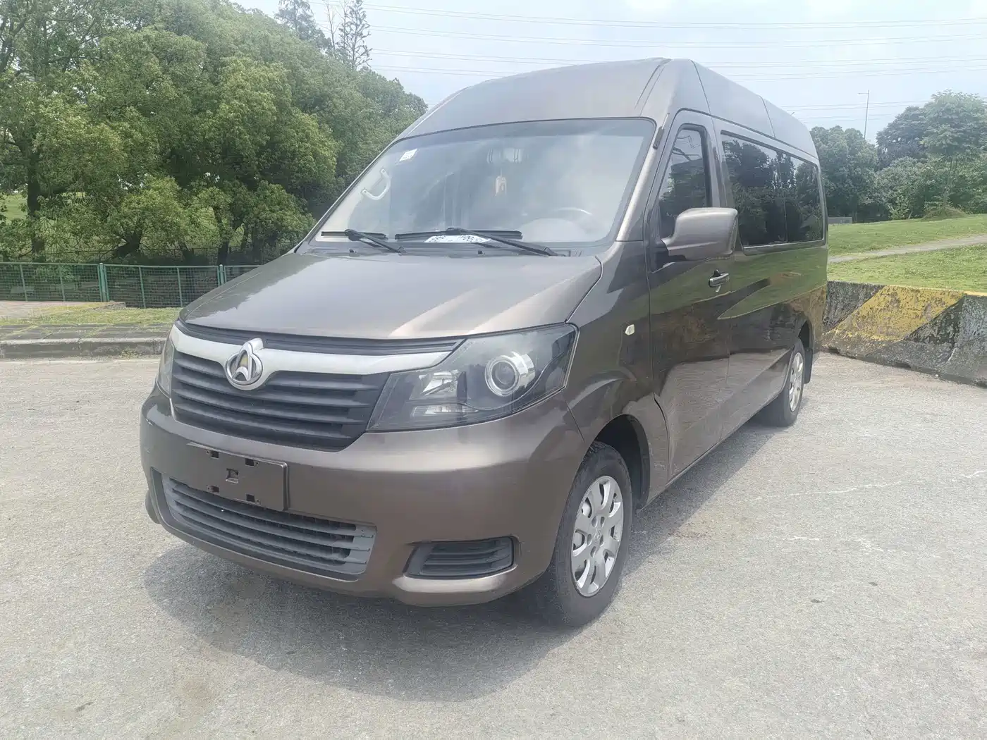 Changan Kaicheng Changan Ruixing M90 2017 2017 2.0L Value Edition High Roof 6-seater with swing doors 4G94S