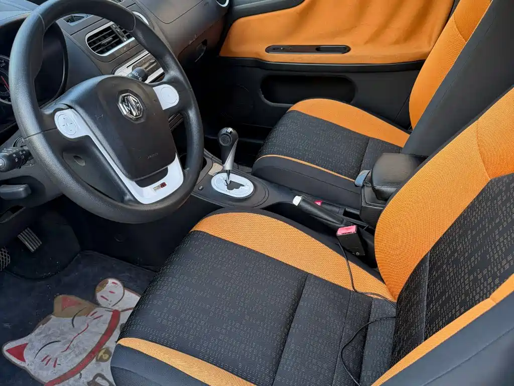 MG 3SW 2015 2015 1.5L AMT Elite