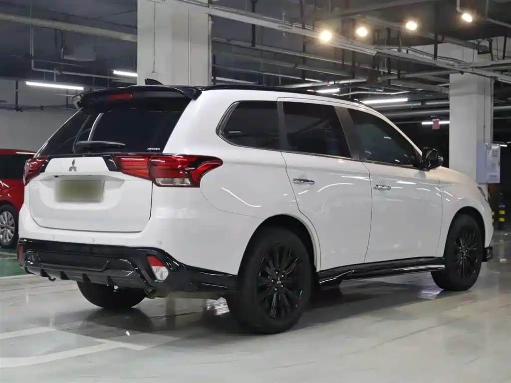 Mitsubishi Outlander 2021 2.4L 4WD Yaodong Edition 5-seater фото 7