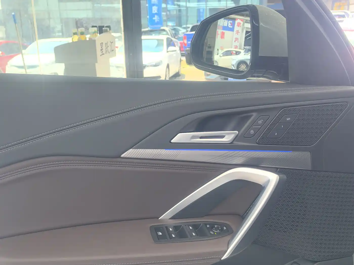 BMW X1 2025 sDrive25Li M Sport Package фото 9