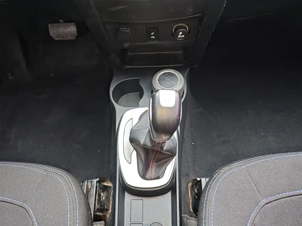 Haval H1 2016 Red Label 1.5L AMT Comfort фото 7