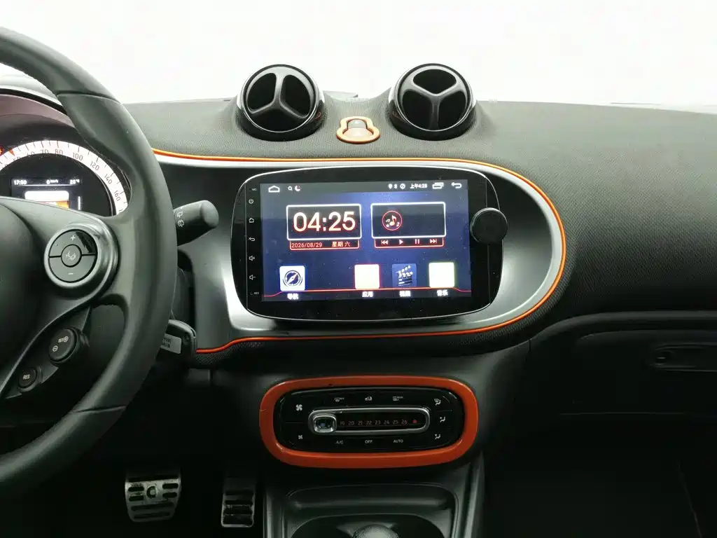 smart fortwo 2019 2019 0.9T 66kW Hardtop Wind Edition China VI