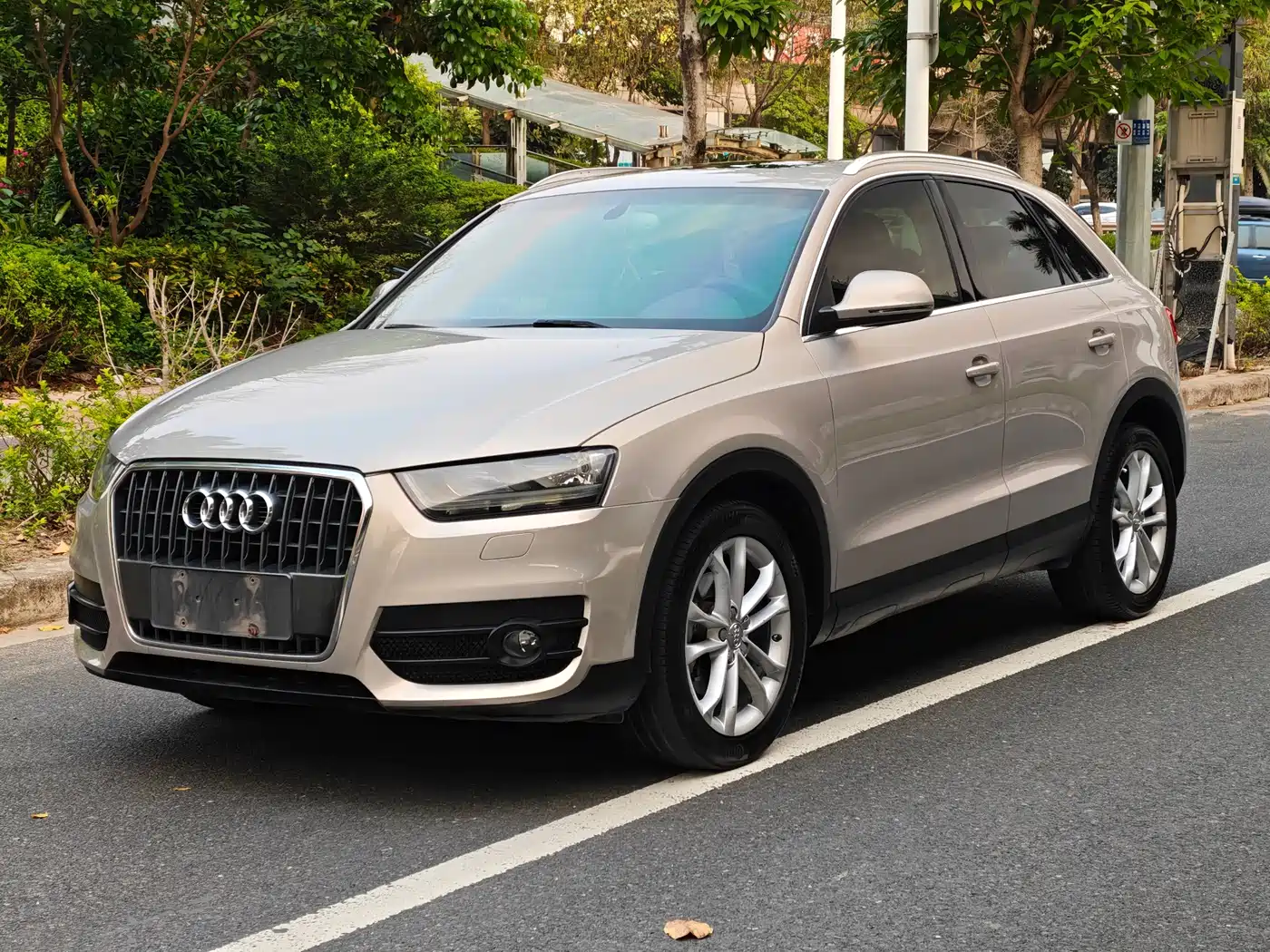 Audi Q3 2015 30 TFSI Progressive