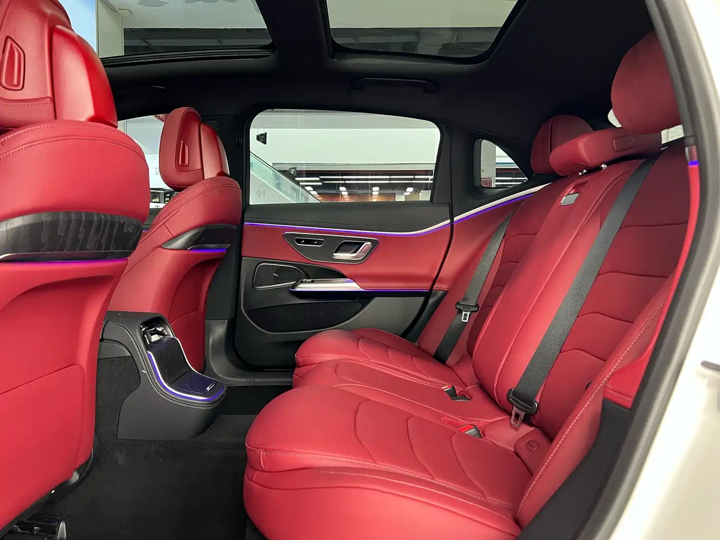 Mercedes-Benz E-Class 2024 E 300 L Fashion Sport фото 18