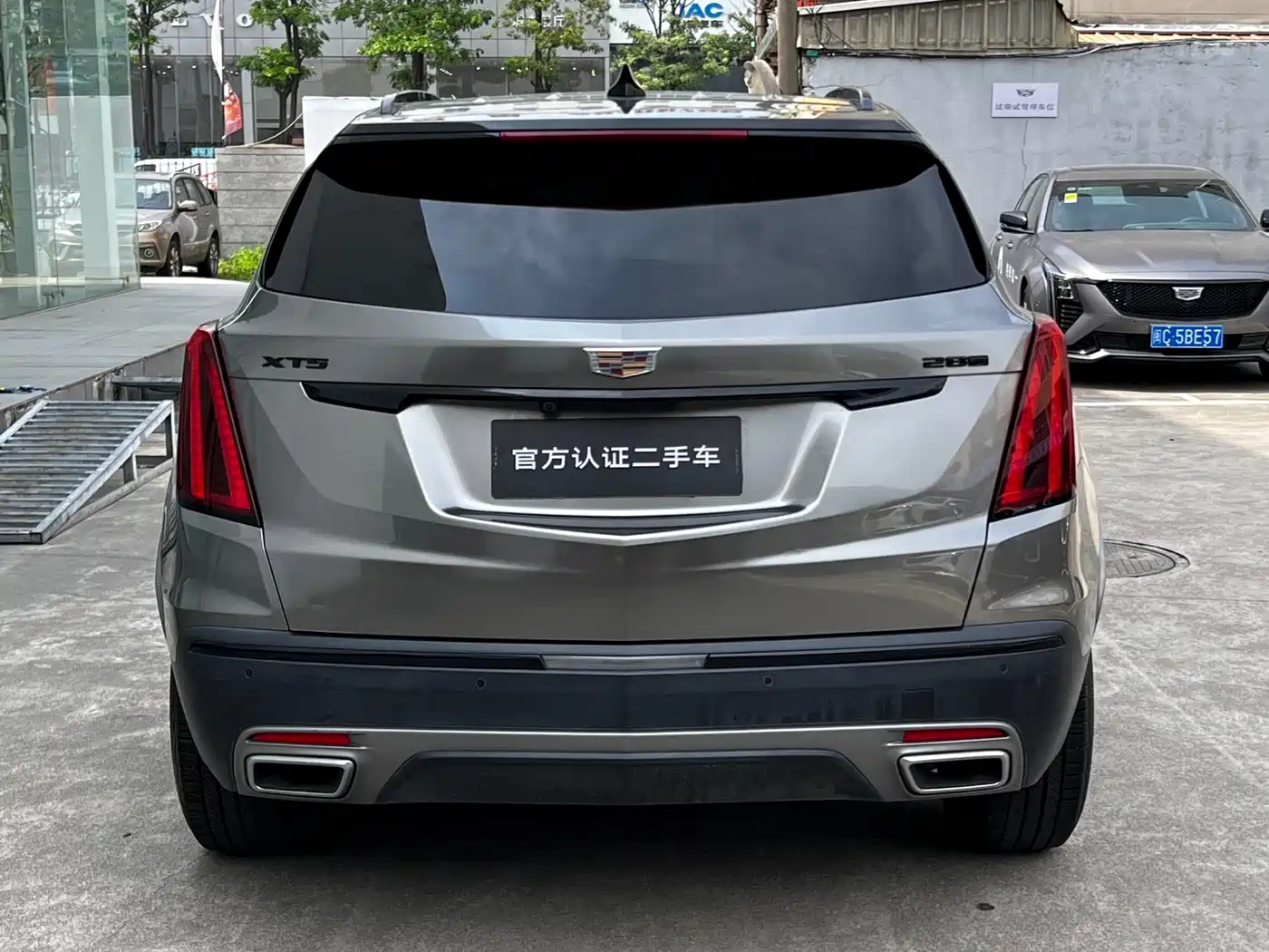 Cadillac XT5 2022 2.0T 4WD Luxury фото 5