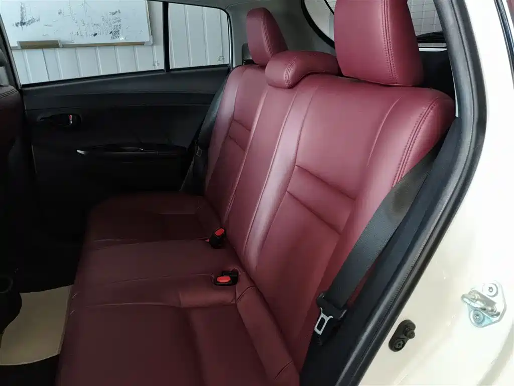 Toyota YARiS L Zhi Xuan 2022 Zhi Xuan X 1.5L CVT Leading PLUS Edition фото 17