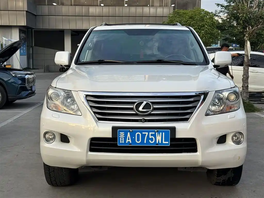 Lexus LX 2009 570 фото 2