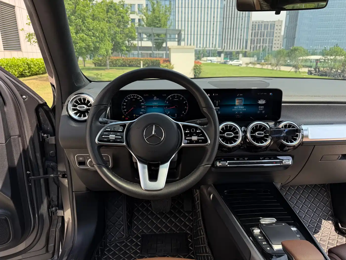 Mercedes-Benz GLB 2021 GLB 200 Style фото 22