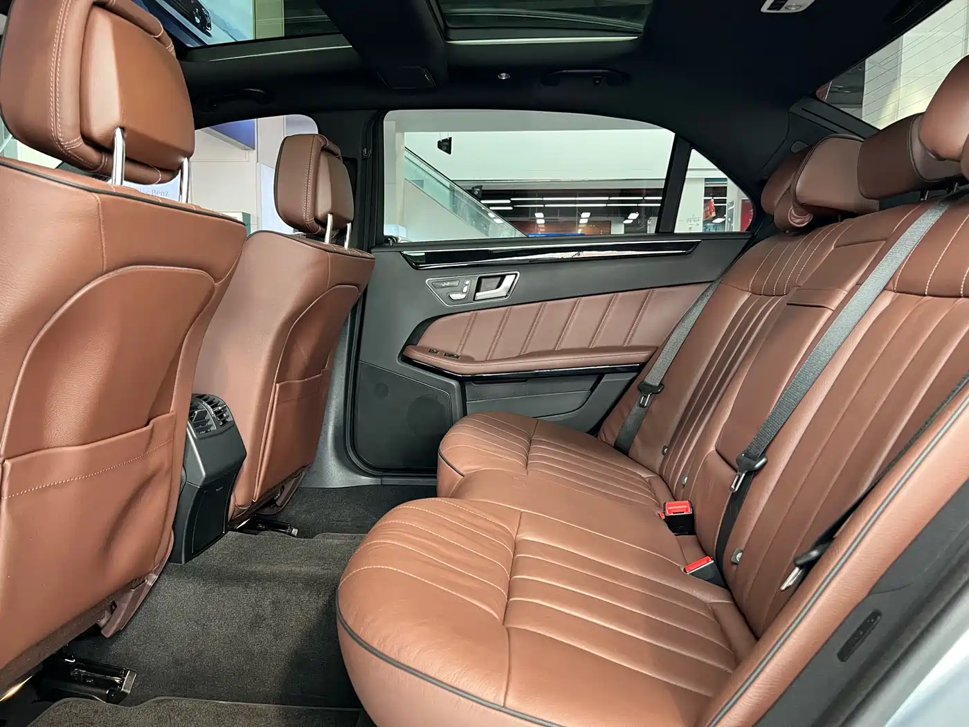 Mercedes-Benz E-Class 2015 E 260 L Sport Luxury фото 18