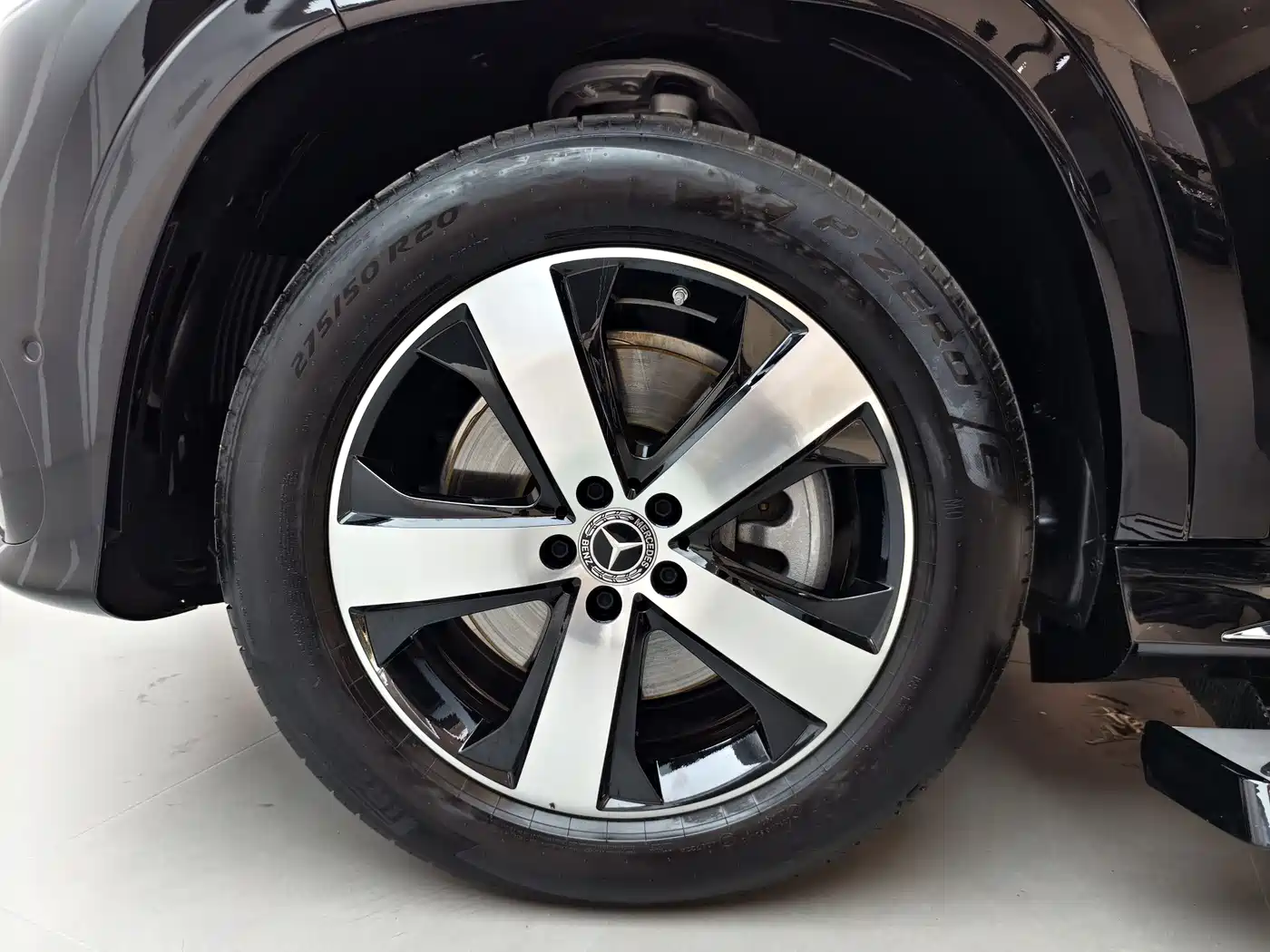 MERCEDES-BENZ GLS