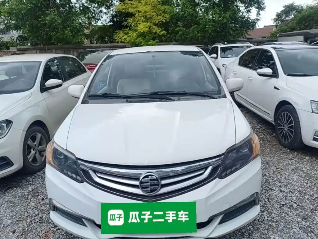 Everus S1 2016 2014 1.3L Automatic Comfort Edition