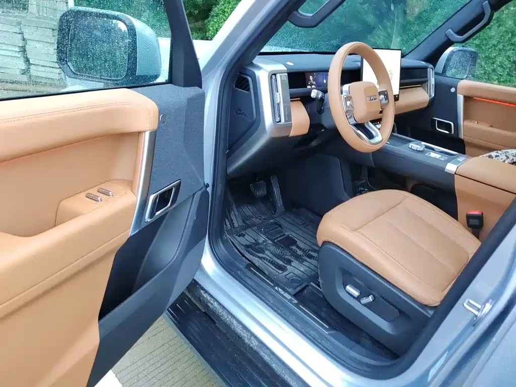 iCAR V27 2026 2026 200KM AWD Falcon 500