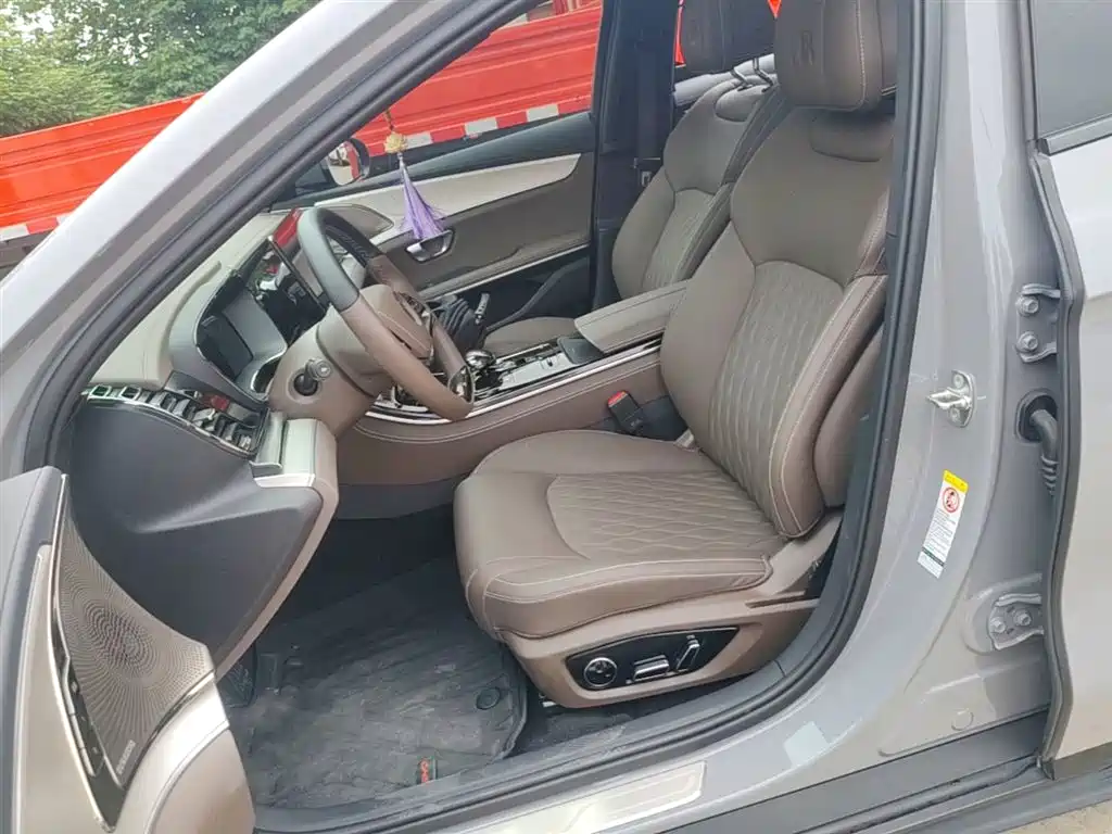 BYD Han 2025 Model EV 605KM Premium Version фото 15