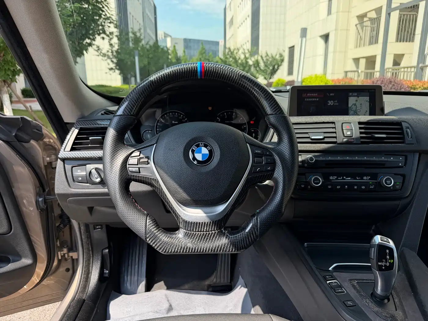 BMW 3 Series GT 2016 320i Fashion Style фото 22