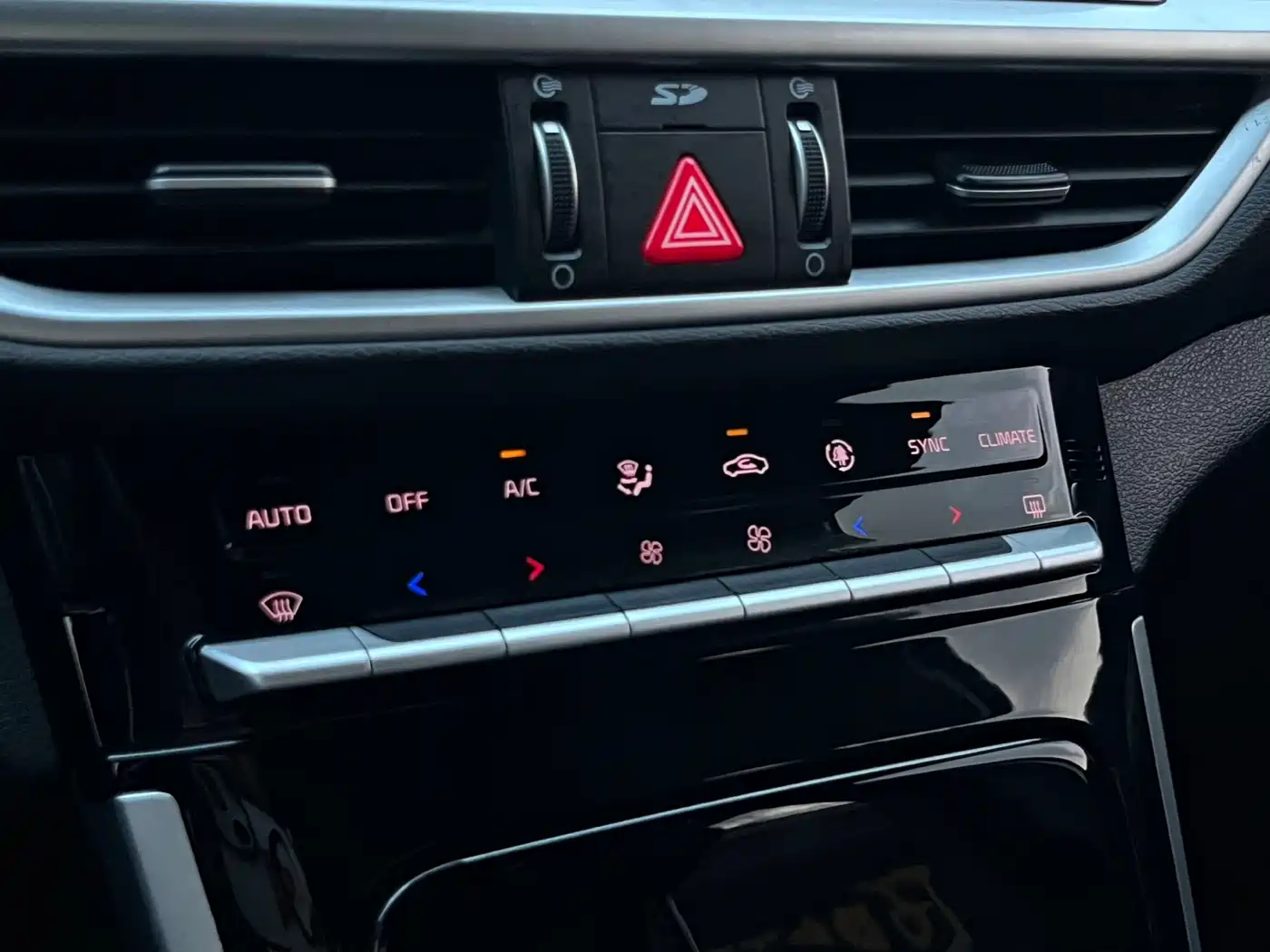 Kia K3 2019 1.4T DCT GT-Line New Edge Sport Edition фото 18