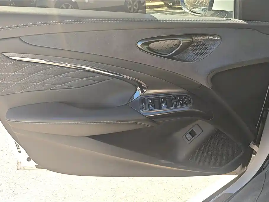 BYD Seal 2023 Champion Edition 700km Performance фото 7