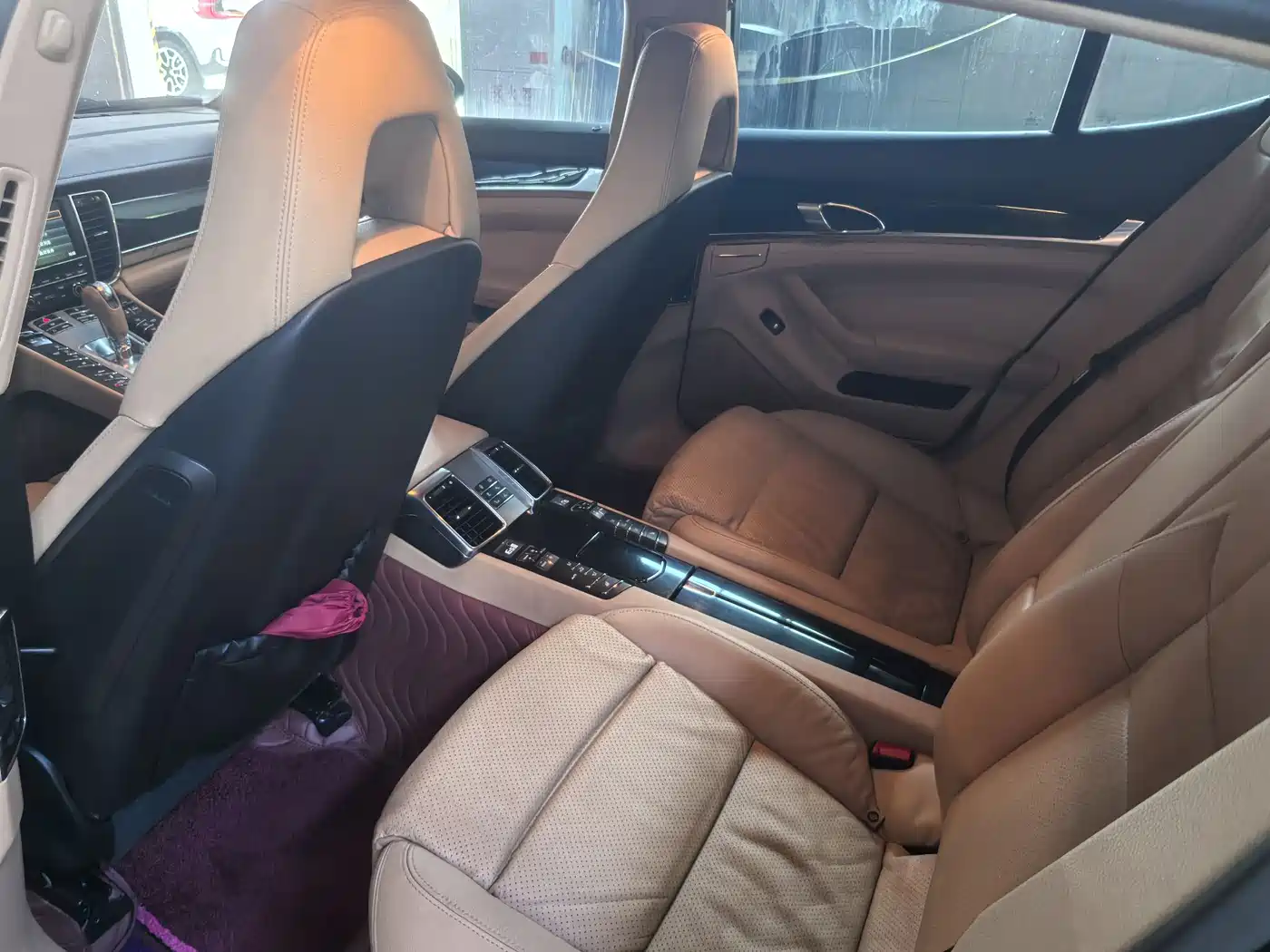 Porsche Panamera 2013 Panamera 4 Platinum Edition 3.6L фото 6