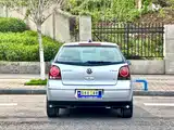 صورة 17 - Volkswagen Polo