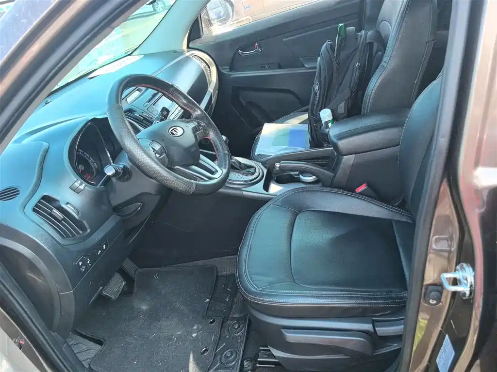 Kia Sportage 2014 2.0L Automatic 2WD GLS фото 15