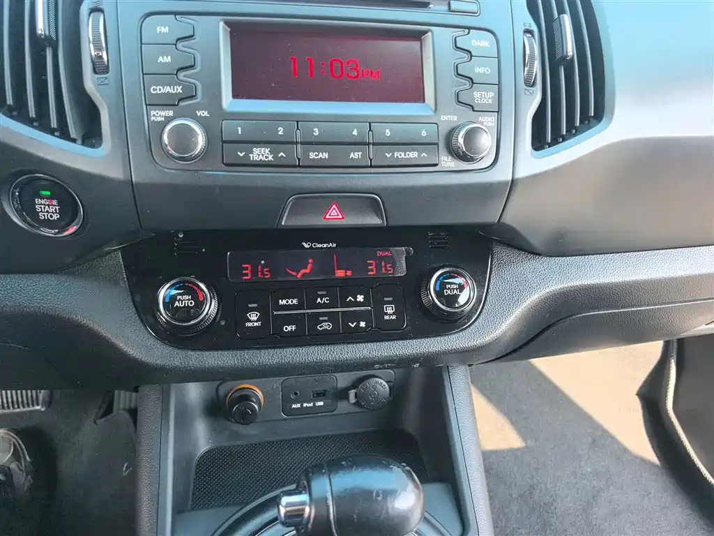 Kia Sportage 2014 2.0L Automatic 2WD GLS фото 13