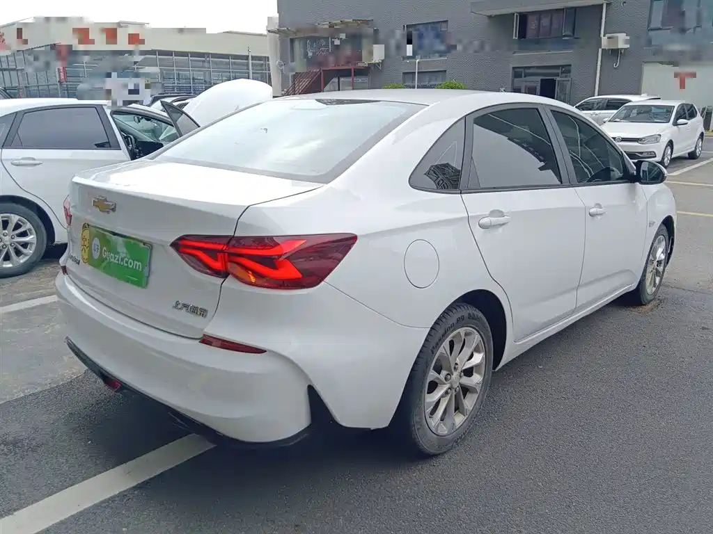 Chevrolet Monza 2023 1.5L DCT Enjoyment Edition фото 5