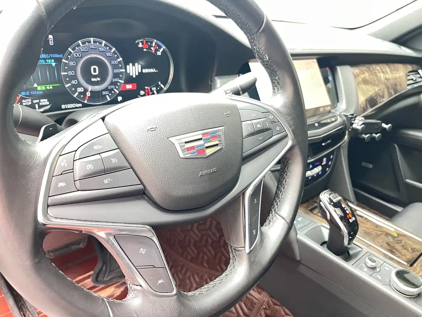 CADILLAC CT6