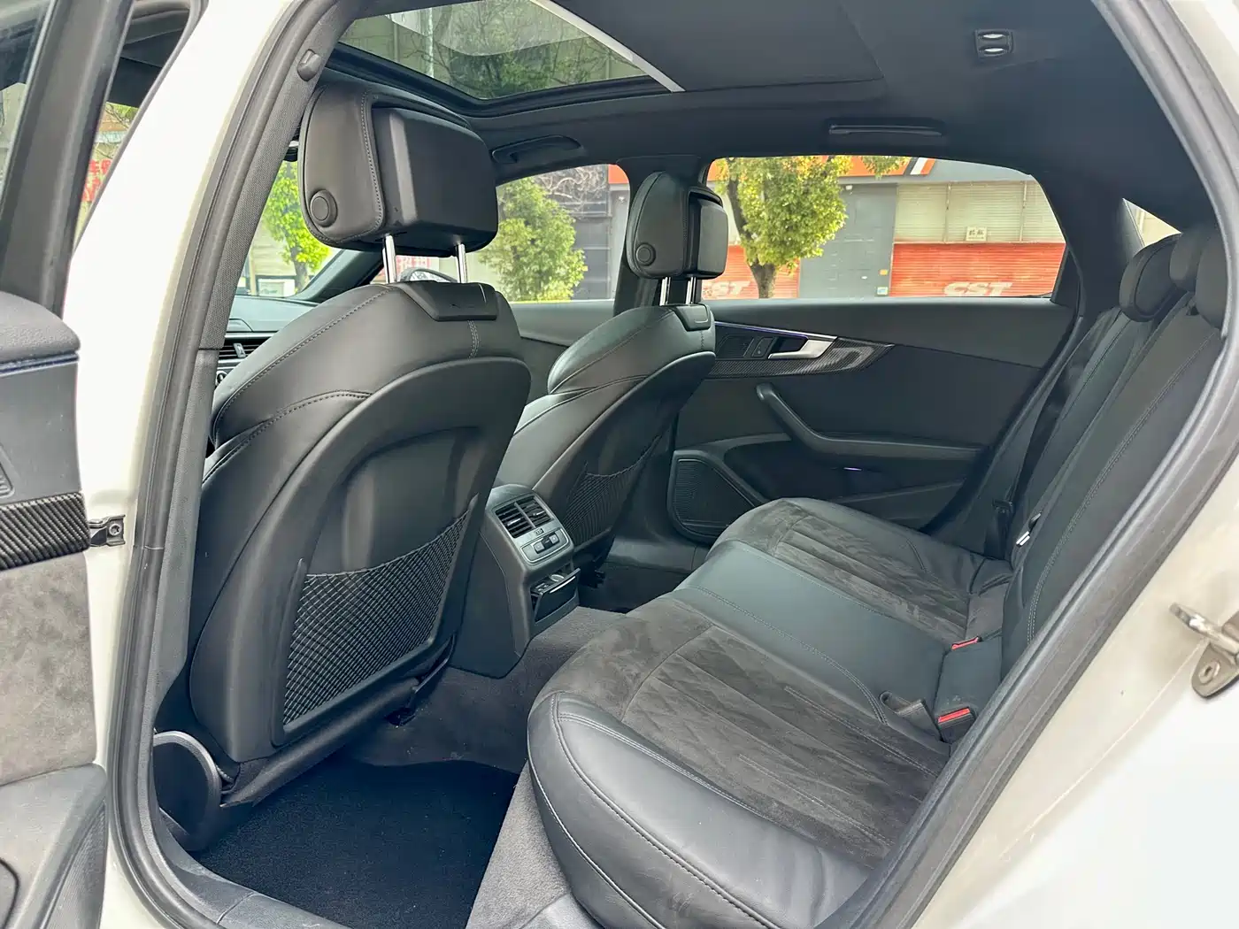 Audi A4L 2020 45 TFSI quattro Premium Elegance фото 11