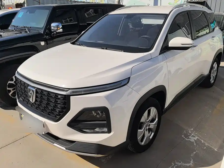 Baojun 530 2020 2020 1.5T Manual Comfort 7-seater