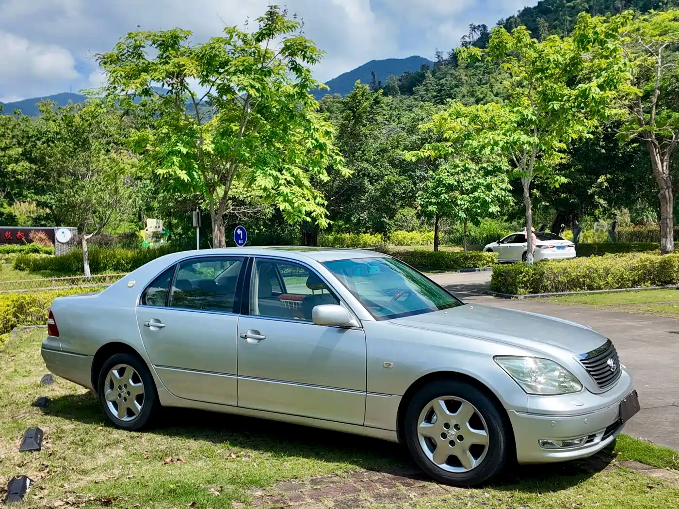 Lexus LS 2005 430 фото 3