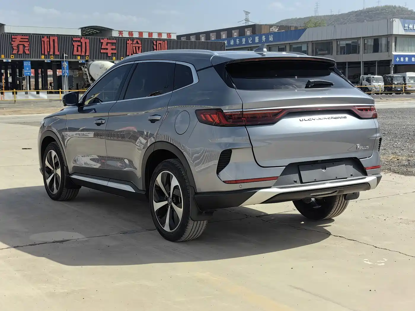 BYD Song PLUS PHEV 2021 DM-i 110KM Flagship PLUS фото 5