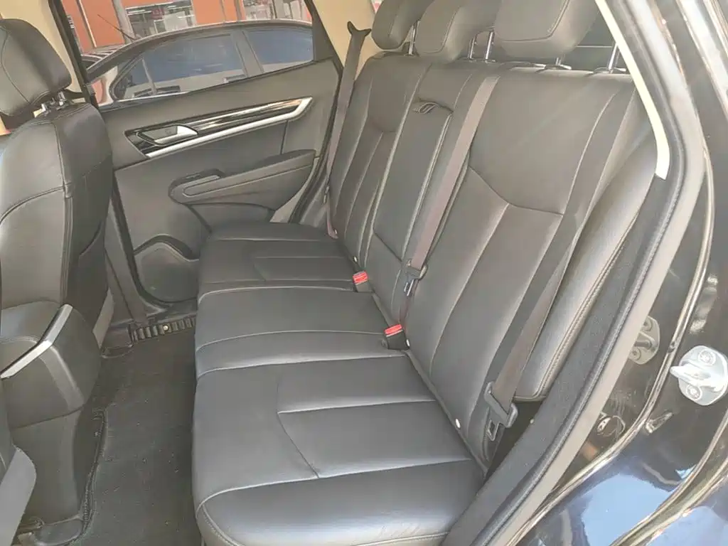 Dongfeng Aeolus Dongfeng Fengshen AX7 2015 2015 2.0L Manual Zhiyi Edition