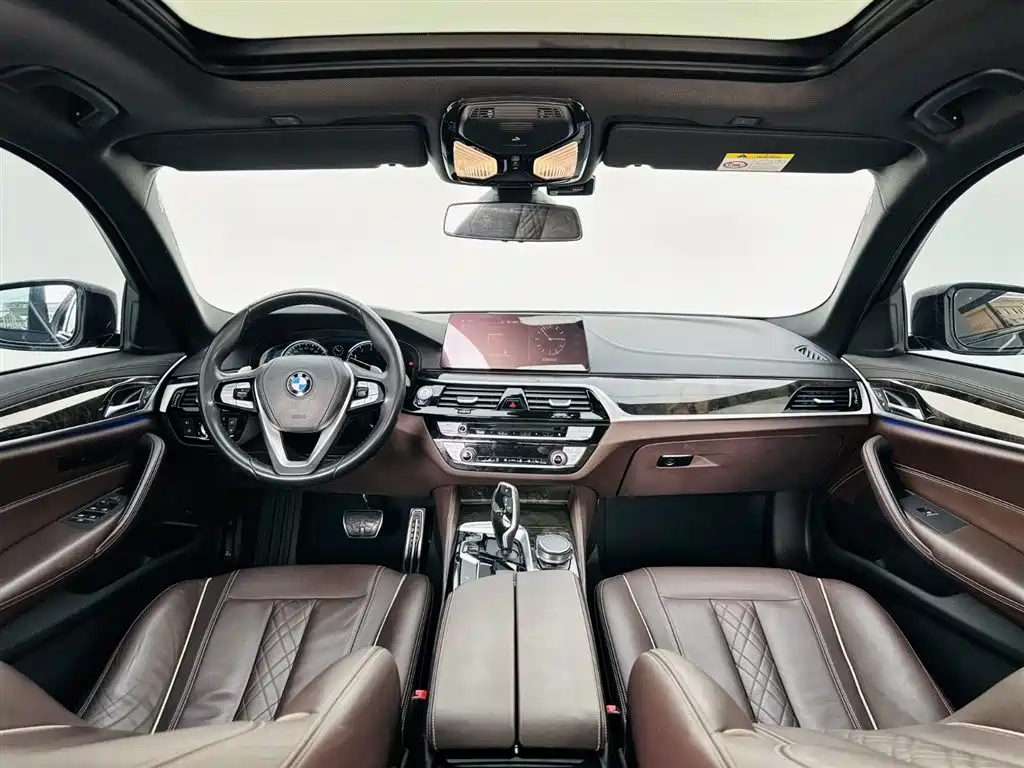 BMW 5 Series 2018 Facelift 530Li Leading M Sport Package фото 15