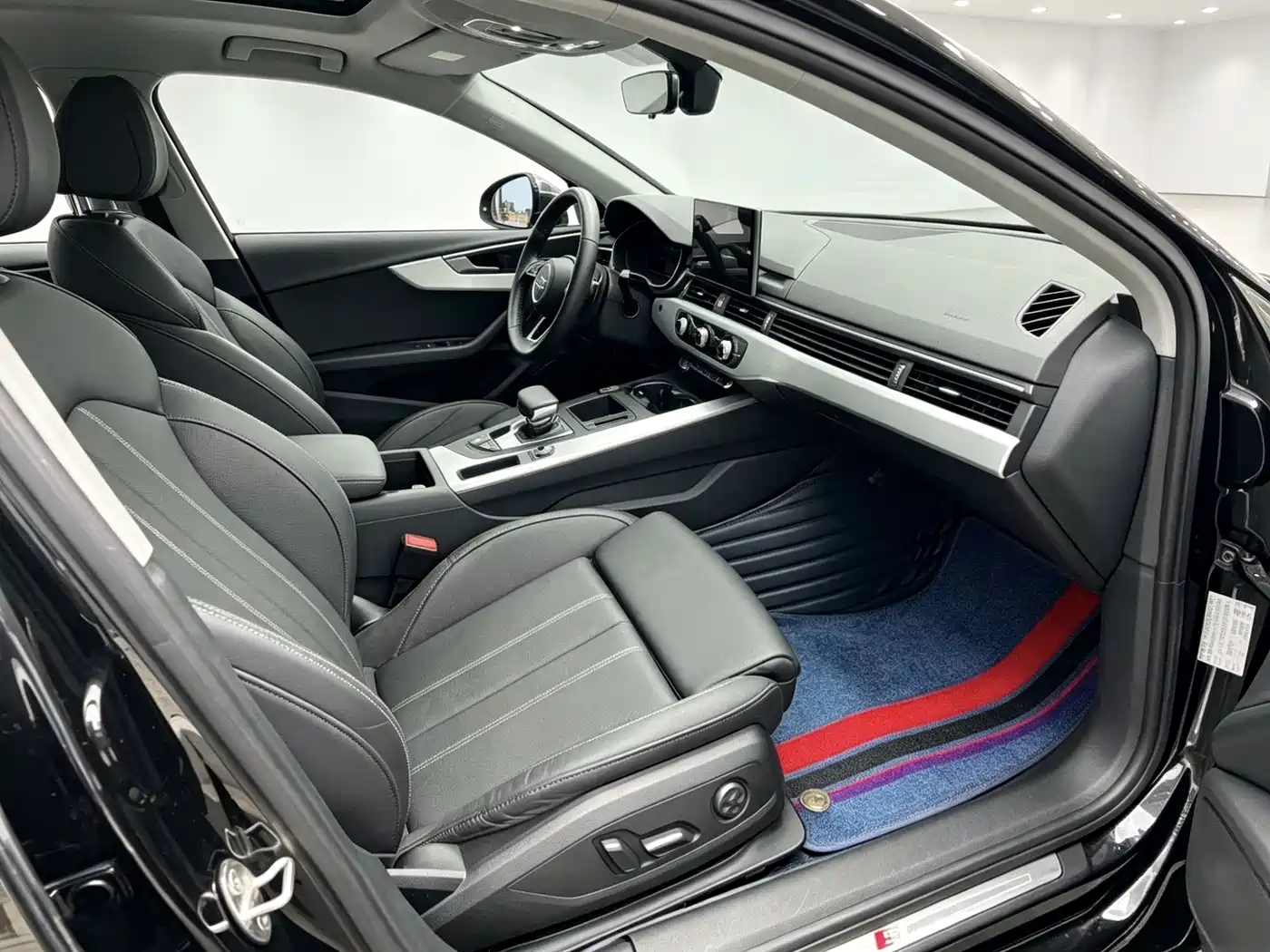Audi A4L 2020 40 TFSI Fashion Dynamic Edition фото 7