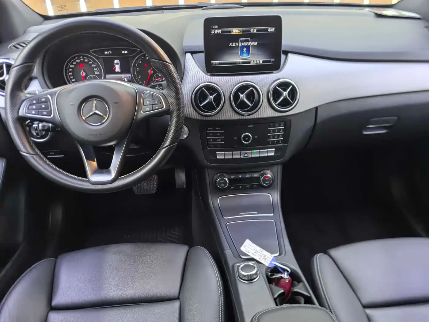 Mercedes-Benz B-Class 2019 B 200 Fashion фото 6