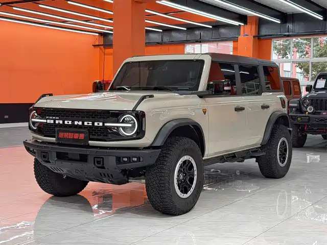 Ford Bronco 2024 2.3T Badlands
