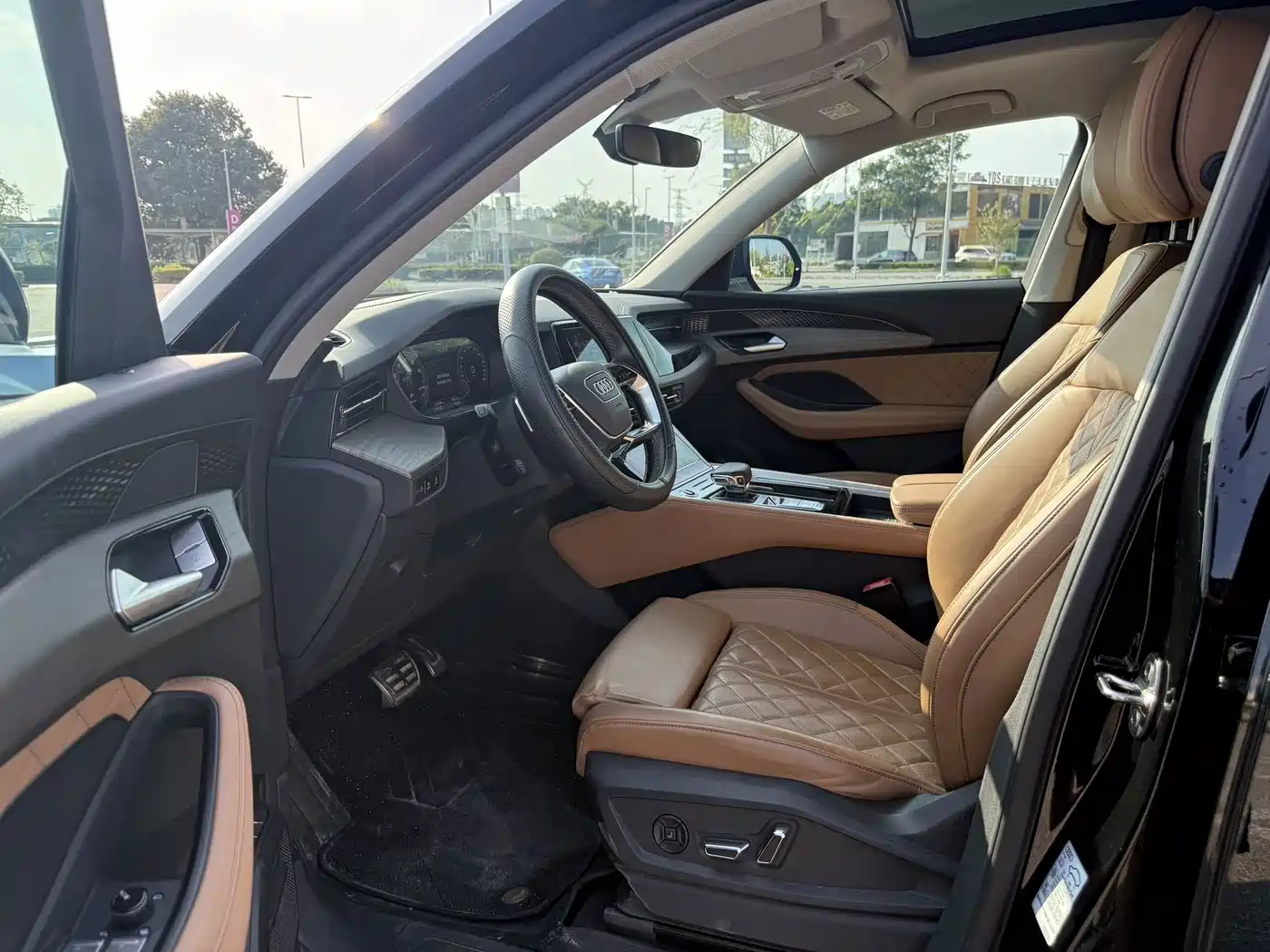 Audi Q6 2024 2024 45 TFSI quattro Qi Yun Yu Lin Package 6-seater
