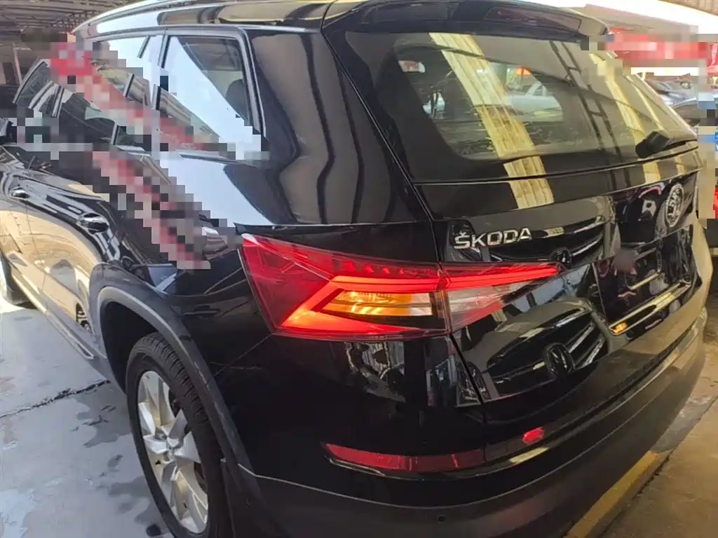 Škoda Kodiaq 2018 TSI330 5-seat FWD Comfort фото 5