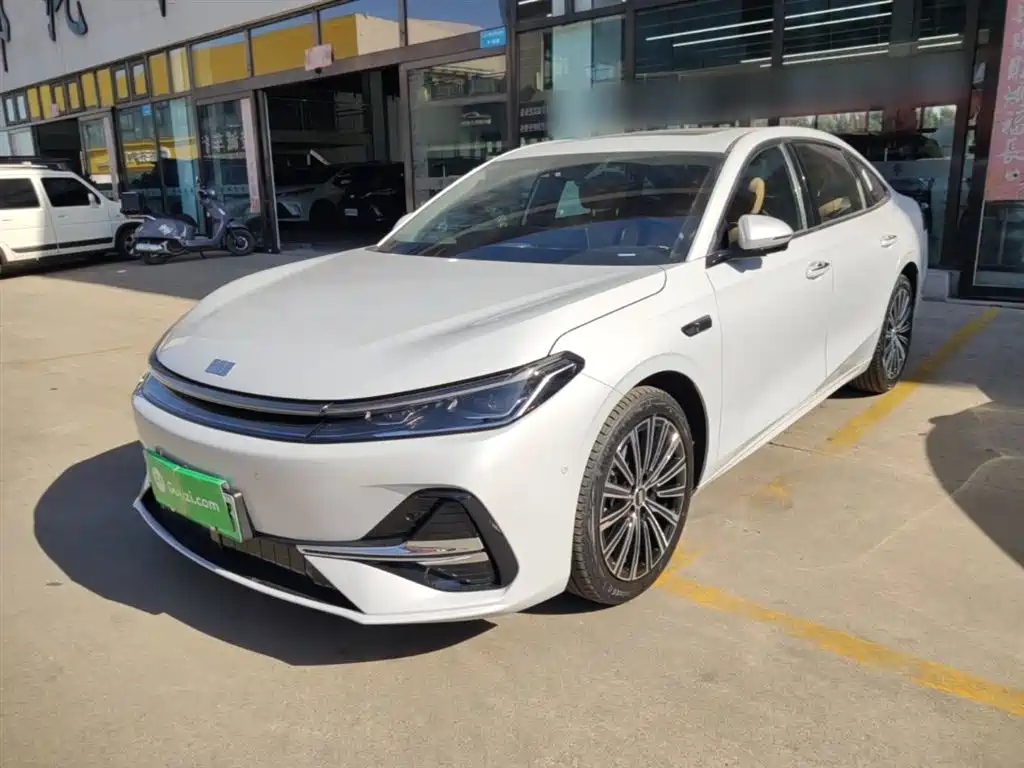 Geely Galaxy Galaxy A7 2025 EM-i