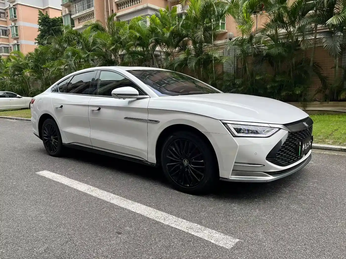 BYD HAN