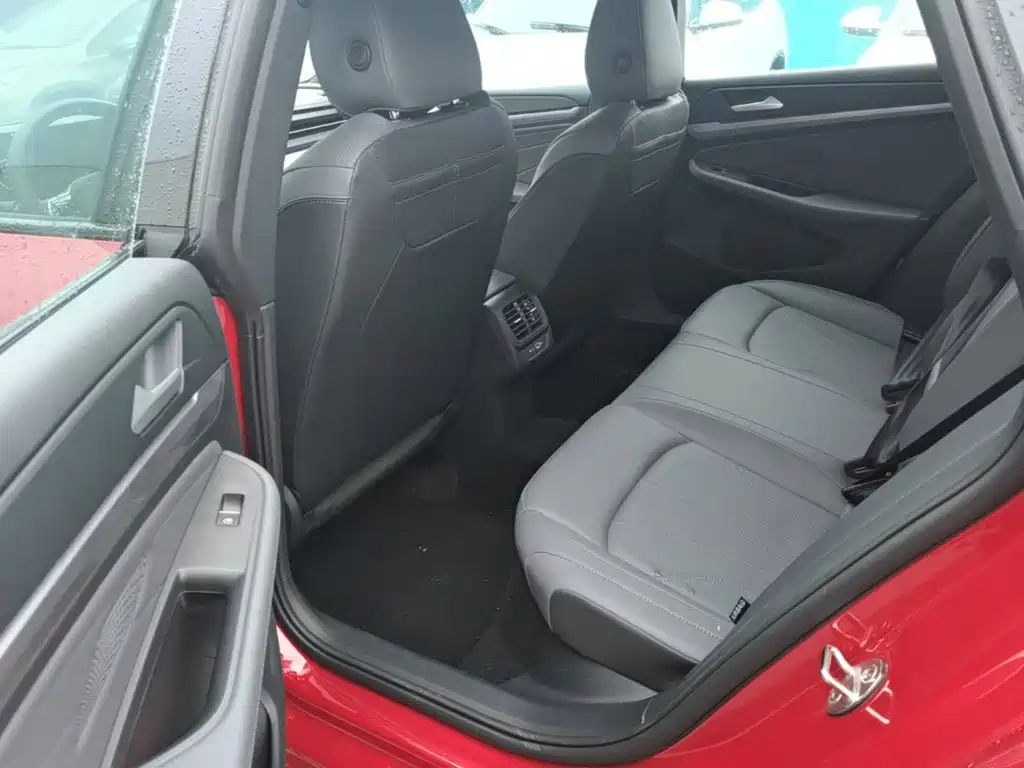 Volkswagen Lamando 2025 2025 Lamando L 2.0T Base