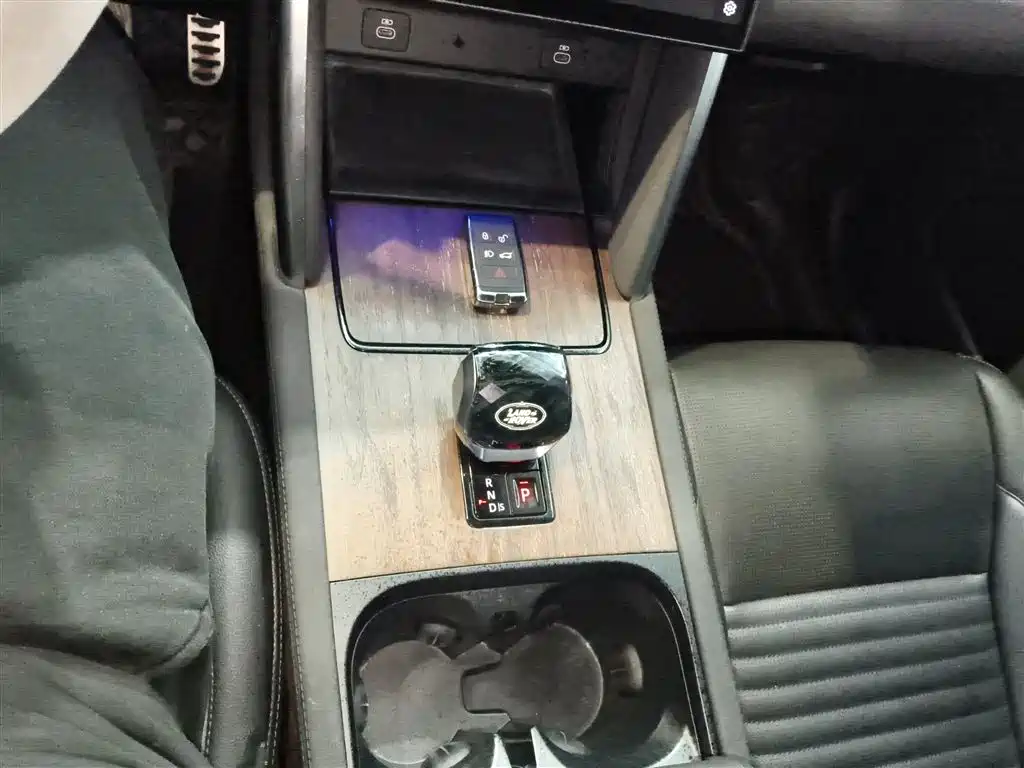 Land Rover Discovery Sport 2024 Performance Technology Edition фото 14