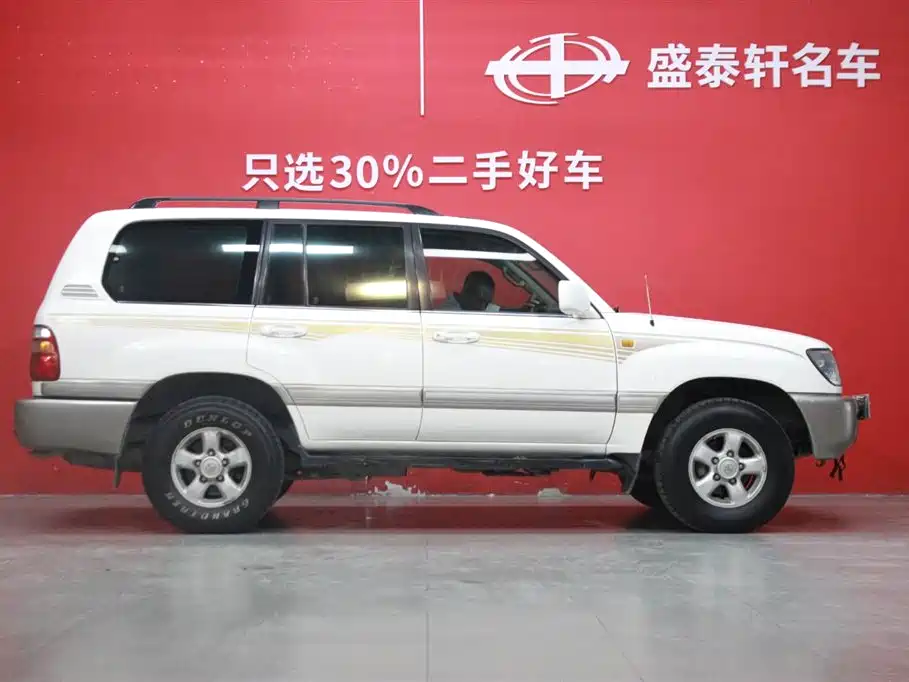 Toyota Land Cruiser (Import) фото 16