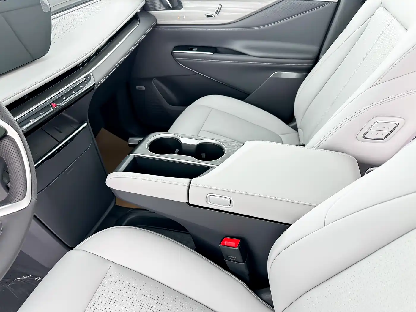 Buick GL8 2025 Land Honor Premium Edition фото 12