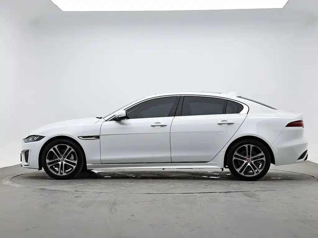 Jaguar XEL 2025 2024 Model 2.0T 250PS R-DYNAMIC S Progressive Sport Edition
