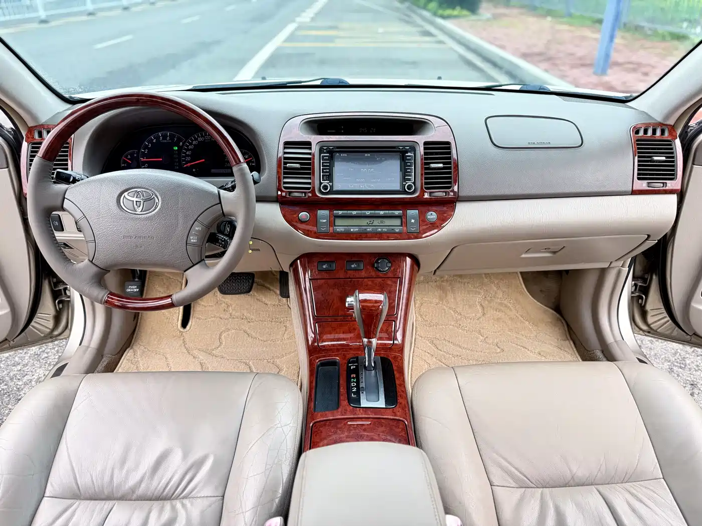 Toyota Camry (Overseas) 2005 2.4 Luxury Edition фото 8
