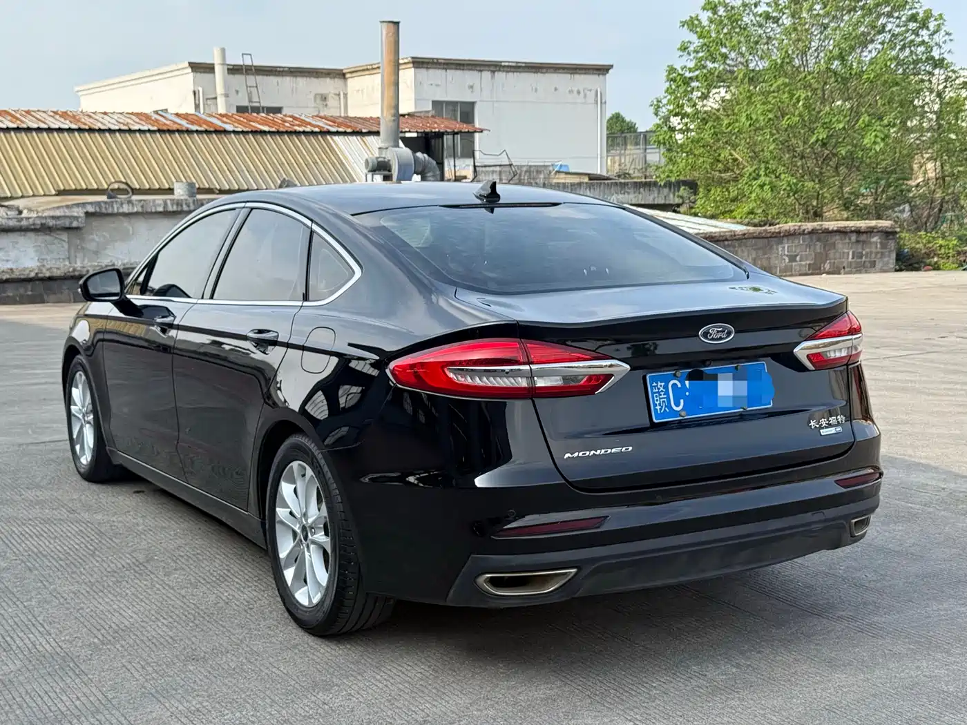 FORD MONDEO