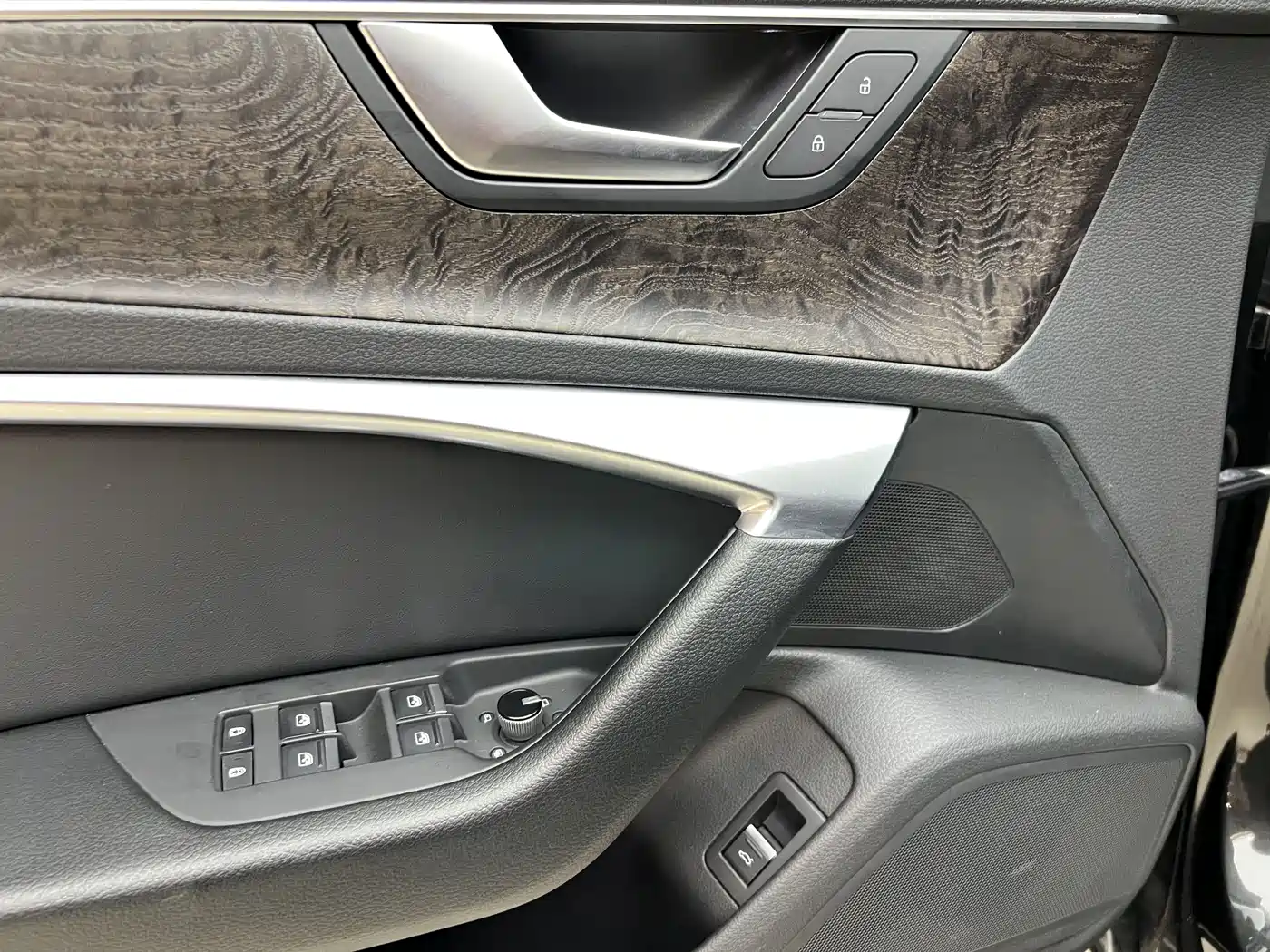 Audi A6L 2022 45 TFSI Premium Dynamic фото 7