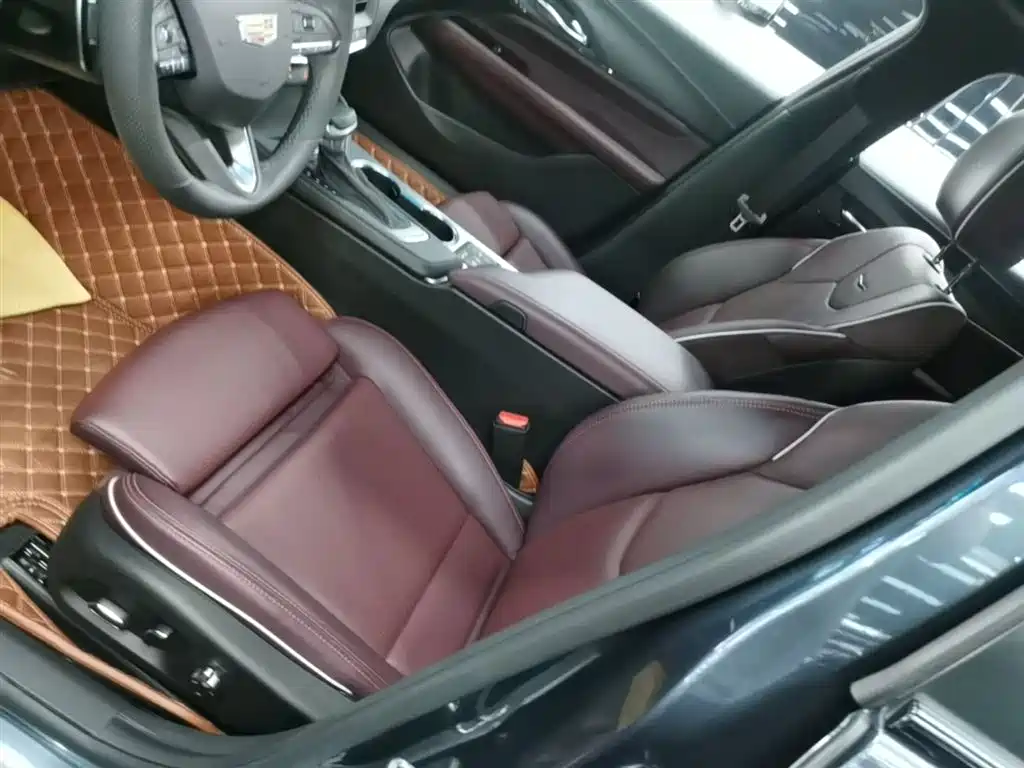 Cadillac CT4 2021 28T Premium Edition фото 15