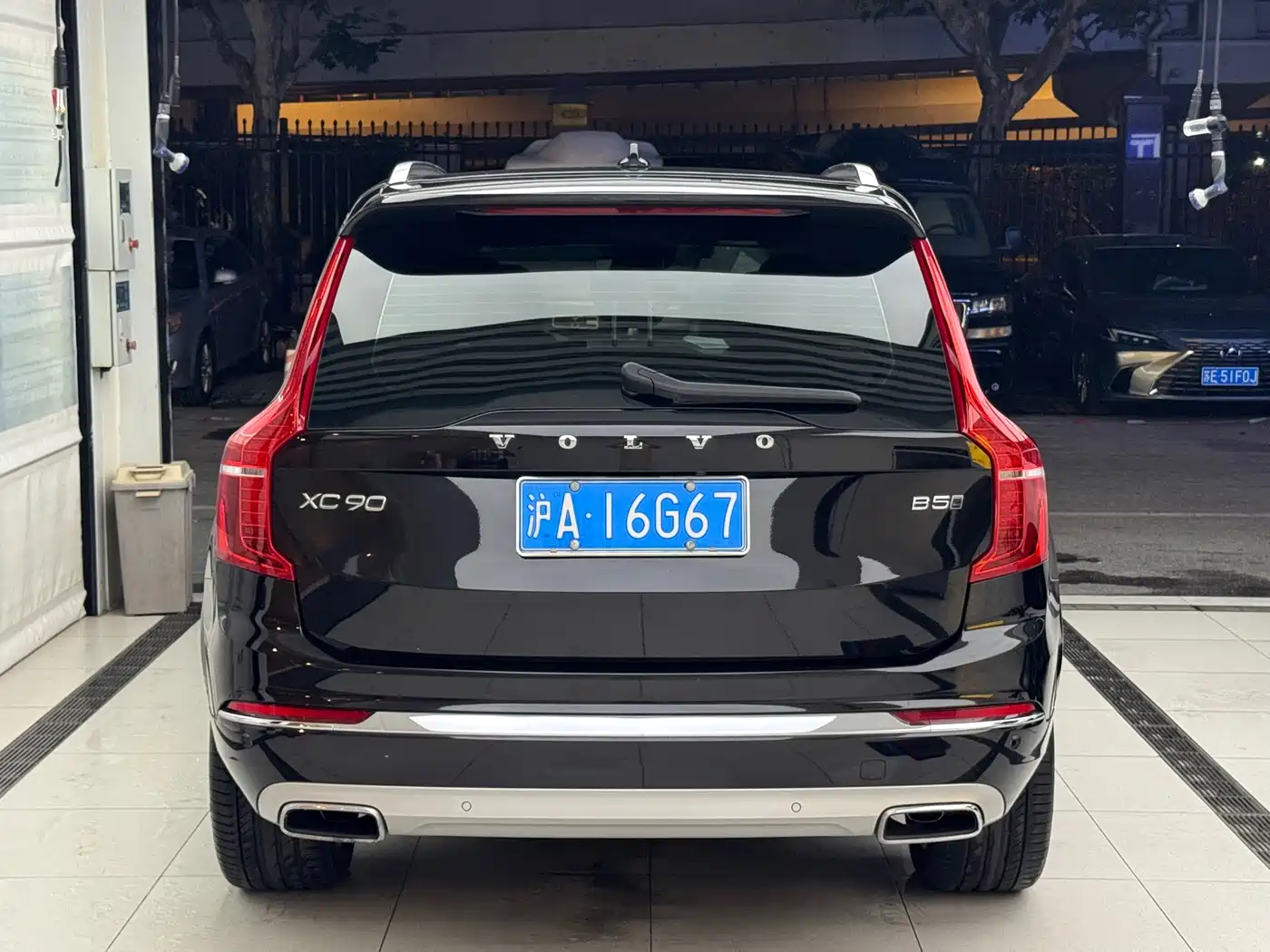 Фото 4 - Volvo XC90